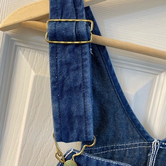 Liberty Bib Overall size 34 by 30 excellent condition no tear clean no stains - Picture 8 of 10
